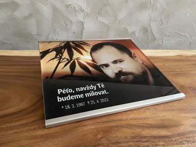 Soporte de acero inoxidable con fotografía en vidrio